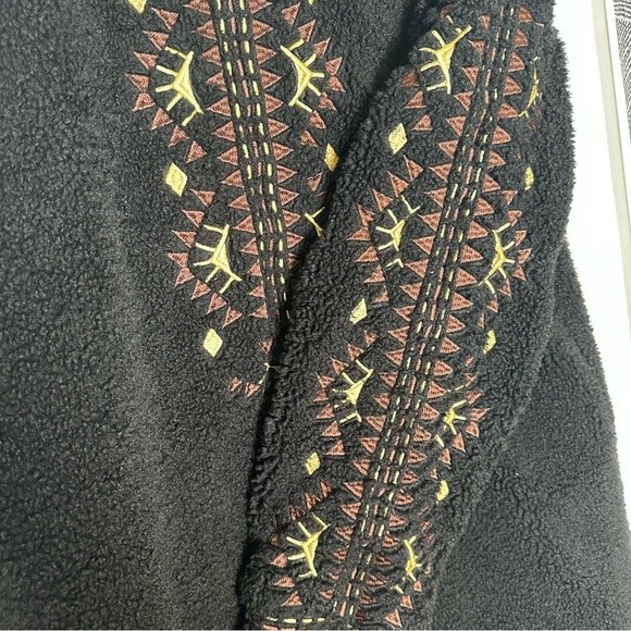 FP X Driftwood Sheeba Cozy Shacket Sherpa Coat - Picture 8 of 11